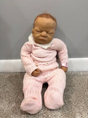 Ashton-Drake Galleries Welcome Baby Emily Celebration Realistic Doll Reborn Baby